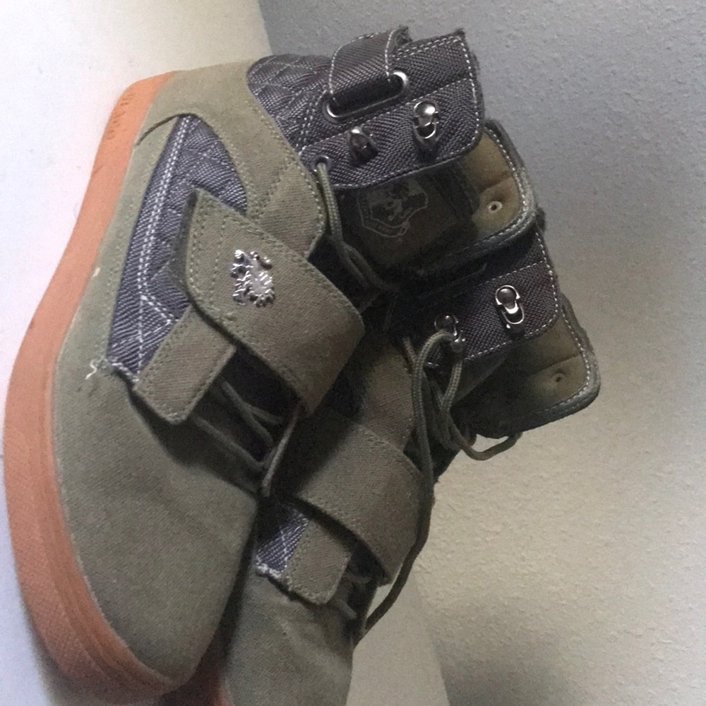 Vlado high top shoes